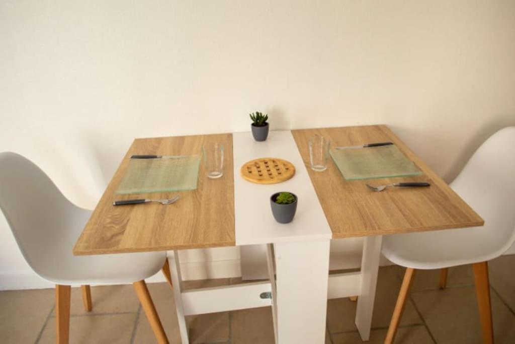 Studio Cosy Tv Wifi Confortable Et Chaleureux Gaillon Bagian luar foto